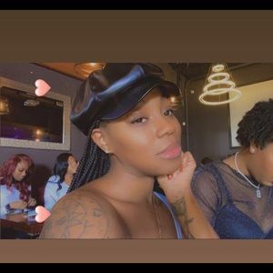 Meet your Posher, Britney